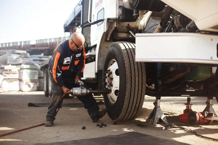 Sam's Services Roadside Assistance Houston