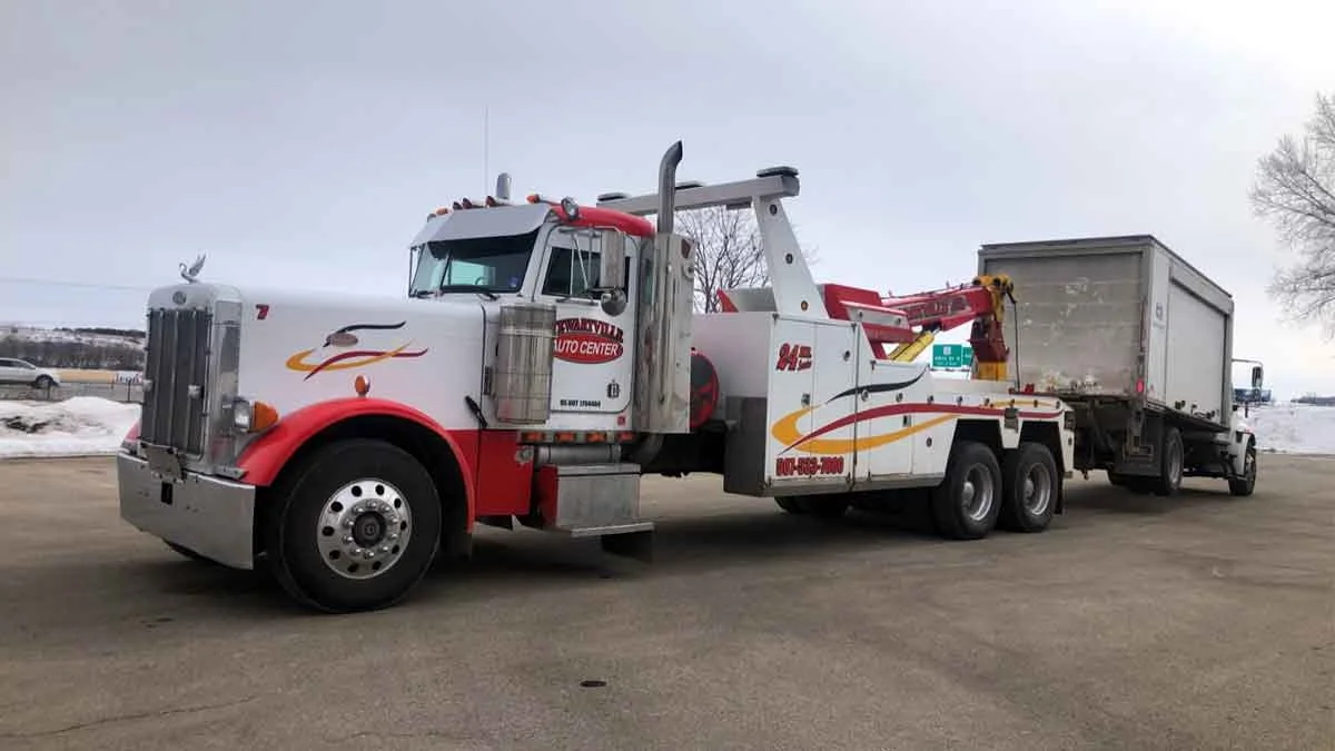 Long-Distance Heavy-Duty Towing