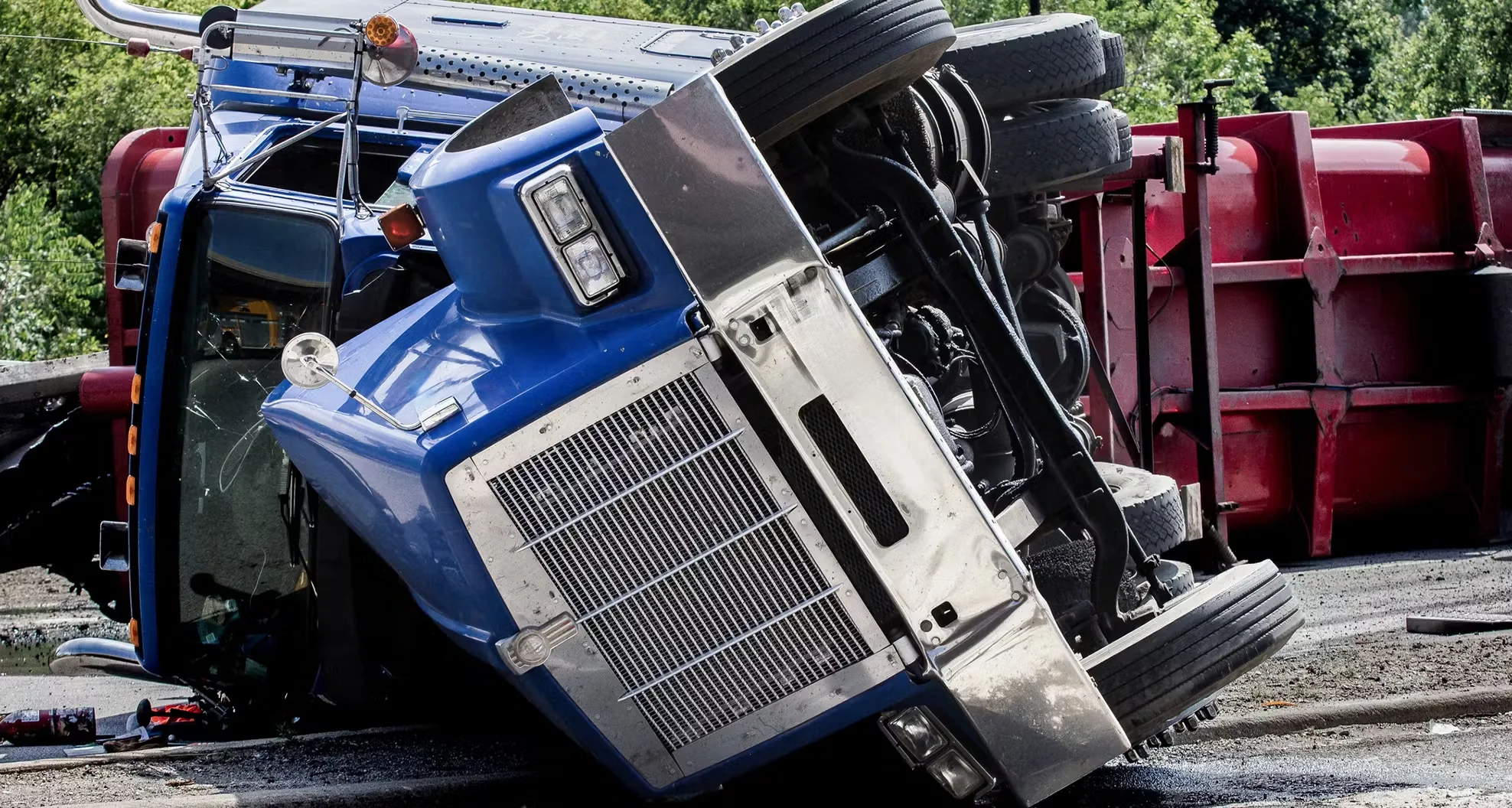 What to do after a semi truck accident